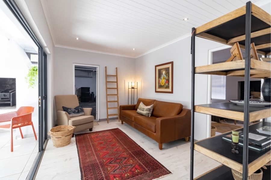 4 Bedroom Property for Sale in Middedorp Western Cape